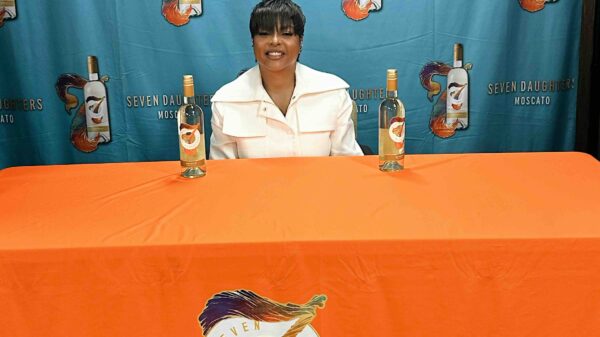 Taraji P. Henson Lights Up Seven Daughters