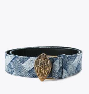 The Kurt Geiger London Kensington Belt is a standout accessory for spring, combining versatility, designer detail, and modern denim style in one polished piece. Designed with a weave-effect denim finish on one side and black on the reverse, this reversible belt offers two styling options that instantly expand your seasonal wardrobe. The antiqued brass eagle head, accented with crystals, adds a signature luxury touch that makes the belt both functional and fashion-forward. Perfect for styling with dresses, tailored trousers, denim, or oversized shirting, this belt delivers an elevated finish that works beautifully across casual and refined looks. It is an ideal accessory for women who appreciate statement accents with everyday practicality. Discover the belt here: https://go.shopmy.us/p-50406618 Key Takeaways • Reversible denim and black design offers styling flexibility • Crystal eagle-head buckle adds signature Kurt Geiger glamour • Perfect spring accessory for polished day-to-evening dressing 
